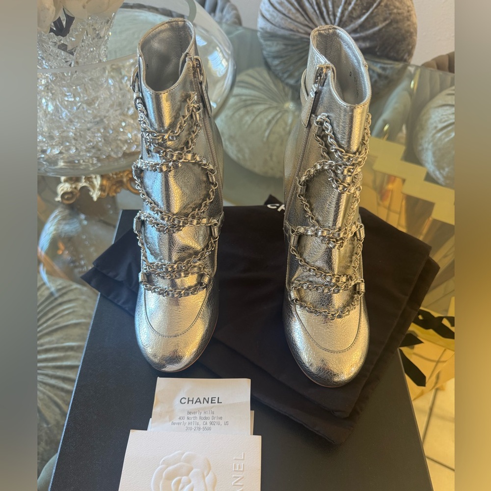 CHANEL shoes Metallic Silver Chain-Trim Lace-Up Ankle Boots size 38